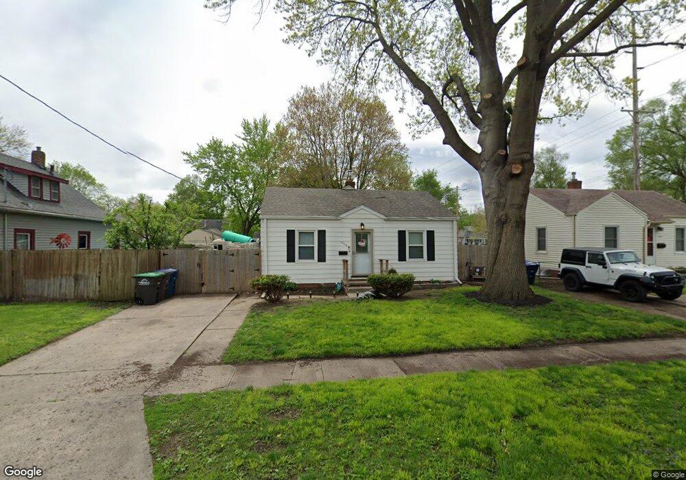 2305 Lyon St, Des Moines, IA 50317 - photo 1