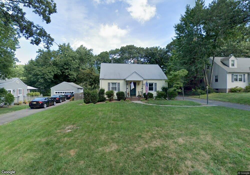 184 Hillcrest Ave, Wyckoff, NJ 07481 - photo 1