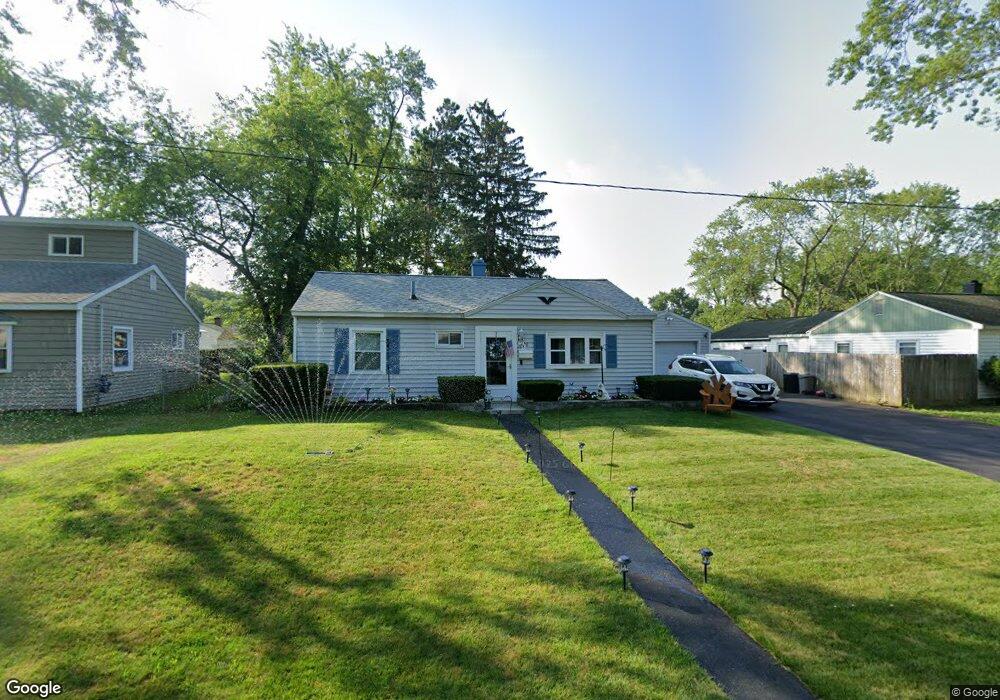 28 Vics Ct, Albany, NY 12205 - photo 1