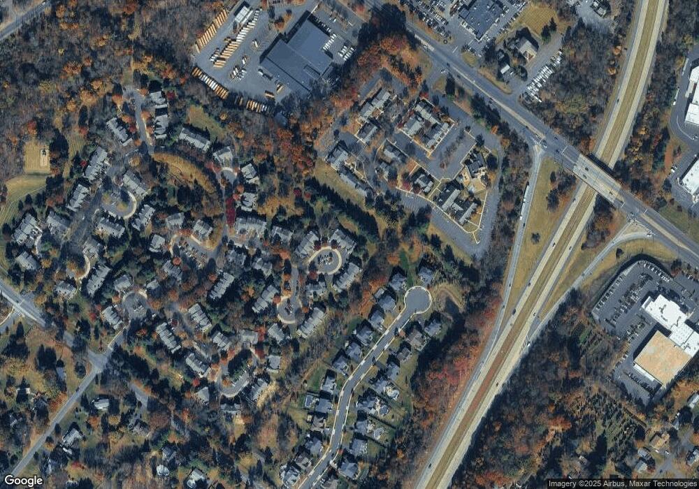 119 Blackfriars Cir unit 86, Doylestown, PA 18901 - photo 1