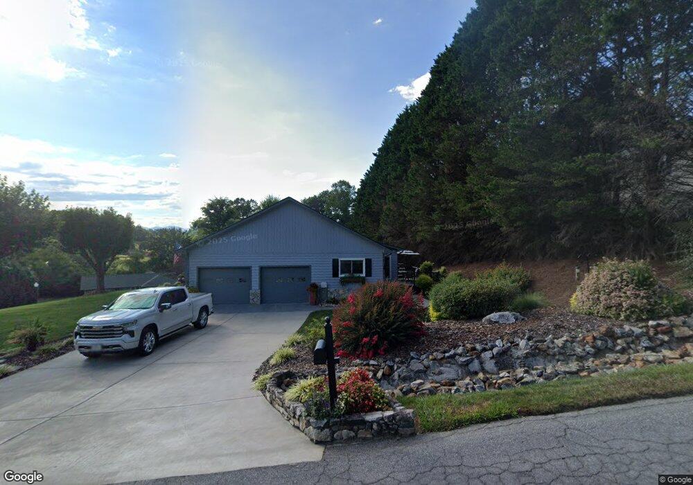 127 Lakeview Acres Dr, Asheville, NC 28806 - photo 1