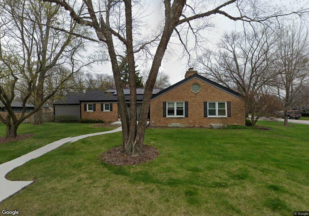 1631 Kenilworth Place, Aurora, IL 60506 - photo 1
