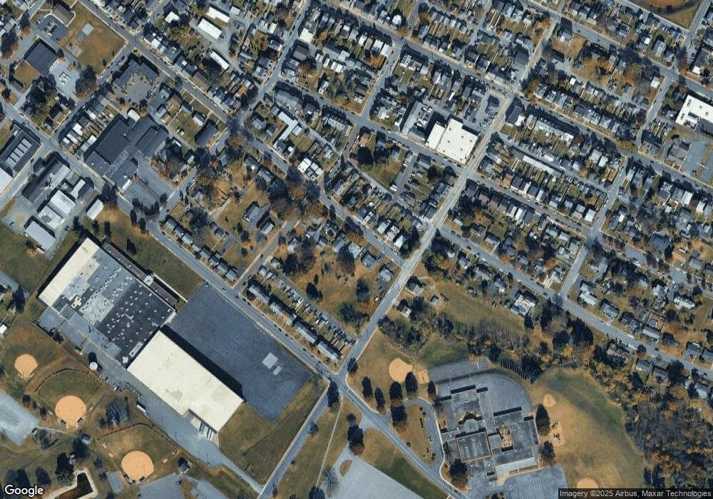 524 E 3rd St, Boyertown, PA 19512 - photo 1