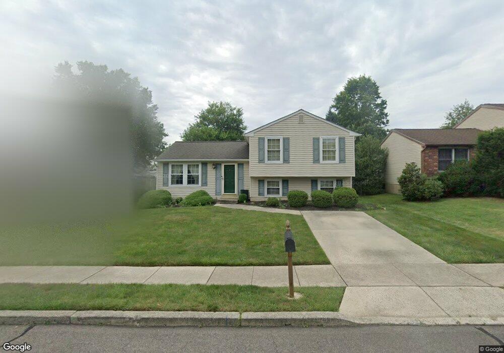 425 Centennial Dr, Morrisville, PA 19067 - photo 1