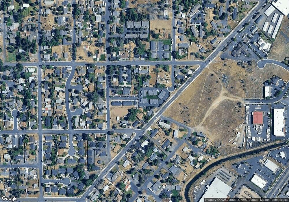 2843 SW 21st St, Redmond, OR 97756 - photo 1