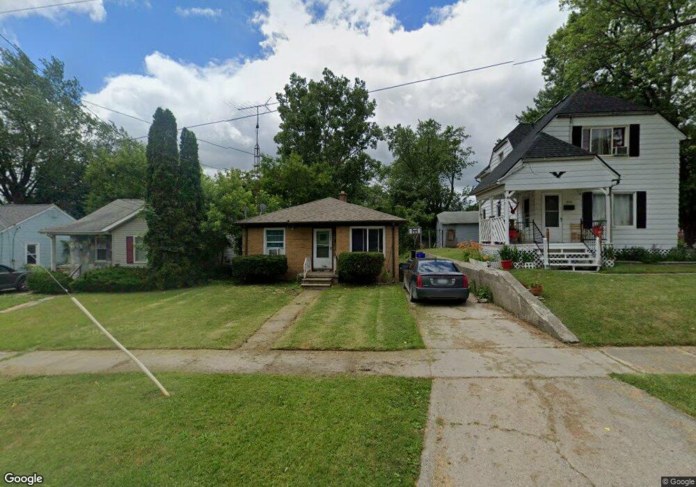 1406 Gainey Ave, Flint, MI 48503 - photo 1