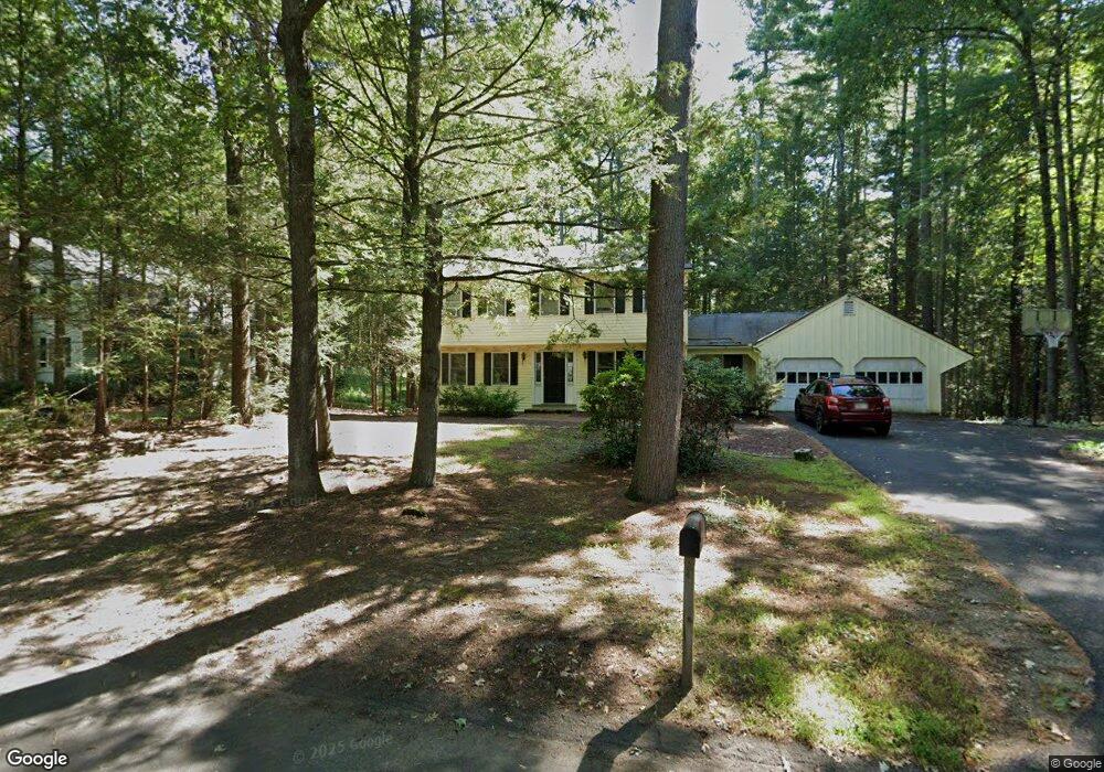 172 Aubinwood Rd, Amherst, MA 01002 - photo 1