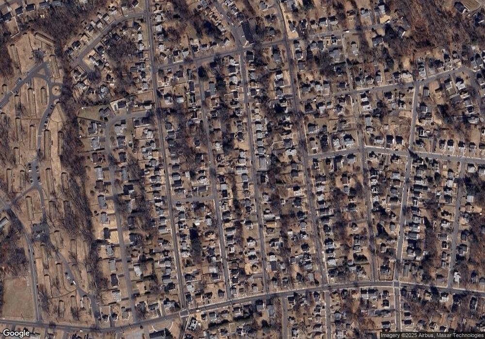 76 Quinn St, Naugatuck, CT 06770 - photo 1