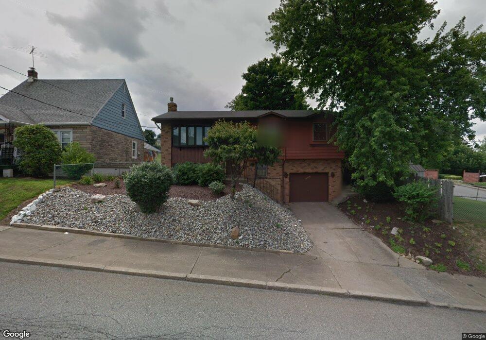 920 N Laurel St, Hazleton, PA 18201 - photo 1