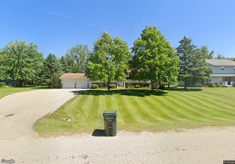 1307 Bridgeport Ln, Alexandria, MN 56308 - photo 1