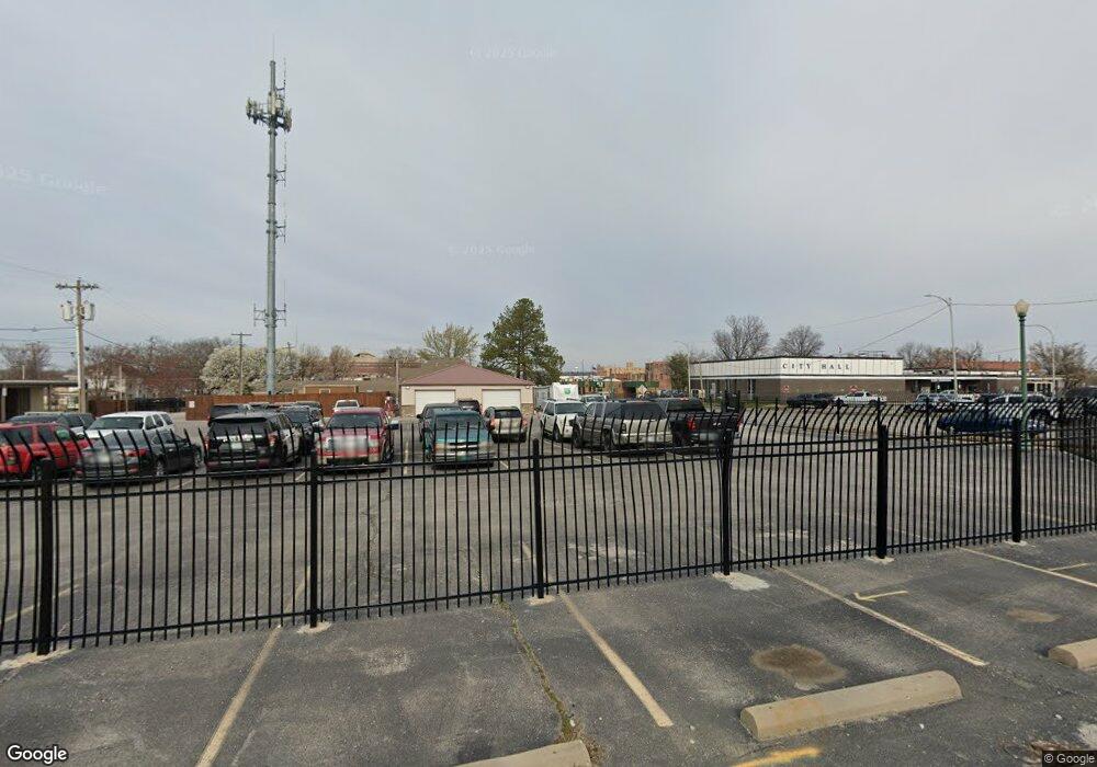 201 E 2nd St, Claremore, OK 74017 - photo 1