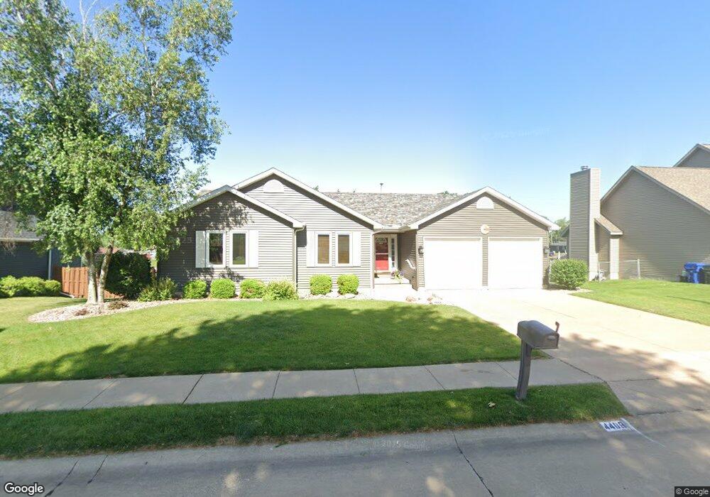 4408 N Oak St, Davenport, IA 52806 - photo 1