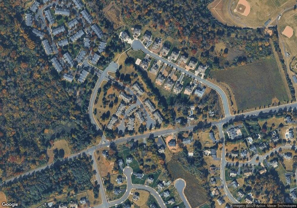 402 Cobblestone Ct, Monmouth Junction, NJ 08852 - photo 1