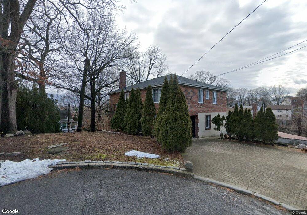 14 Lincoln Ave, Yonkers, NY 10704 - photo 1