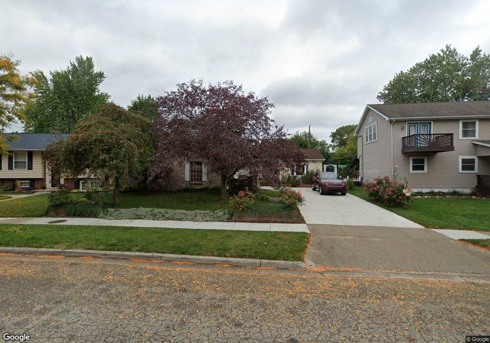3208 Averill Dr, Lansing, MI 48911 - photo 1