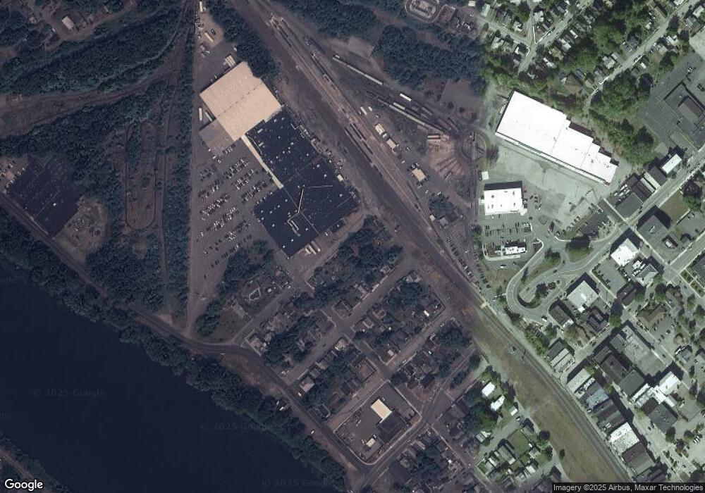 33 Lumber St, Port Jervis, NY 12771 - photo 1