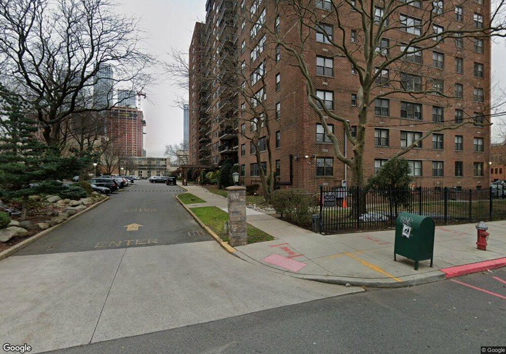 225 St Pauls Ave unit S1, Jersey City, NJ 07306 - photo 1