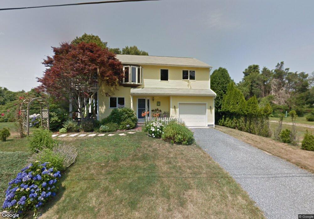 8 Bayberry Rd, Jamestown, RI 02835 - photo 1