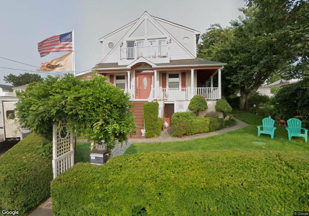 422 Sampson St, Fall River, MA 02724 - photo 1