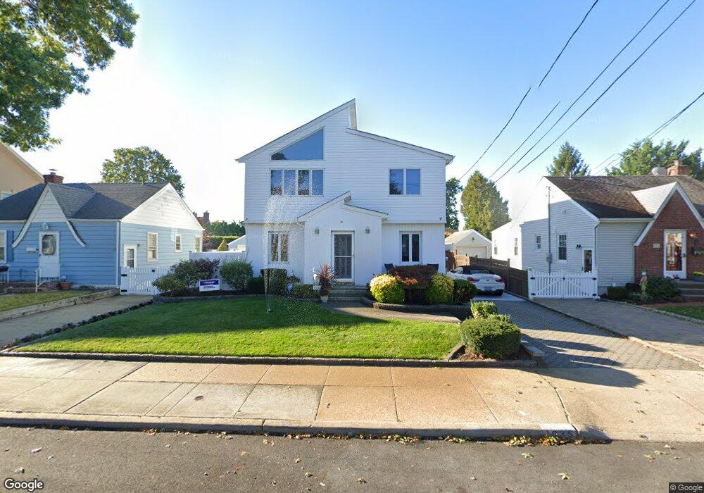 1035 Propp Ave, Franklin Square, NY 11010 - photo 1