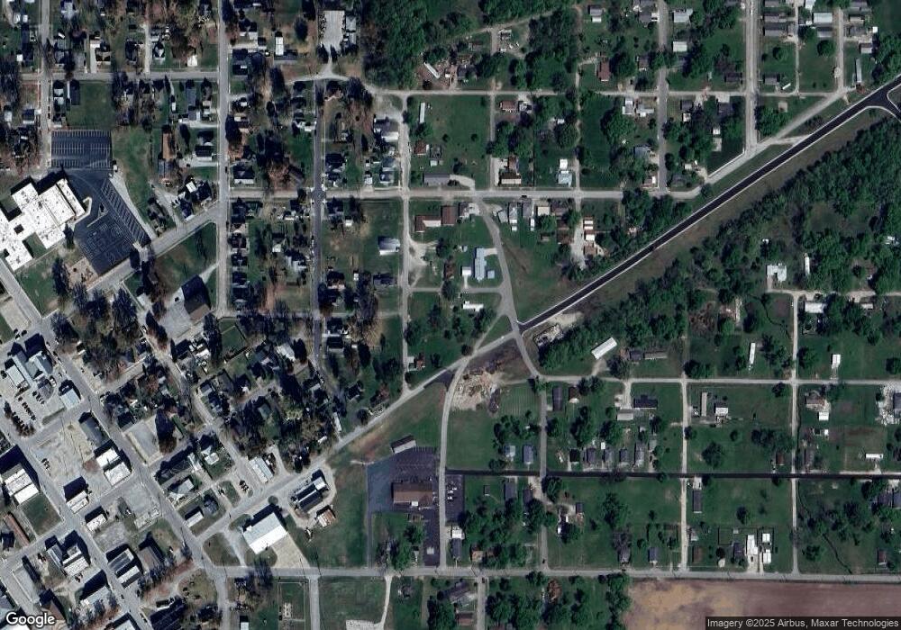 606 E 3rd St, Bicknell, IN 47512 - photo 1