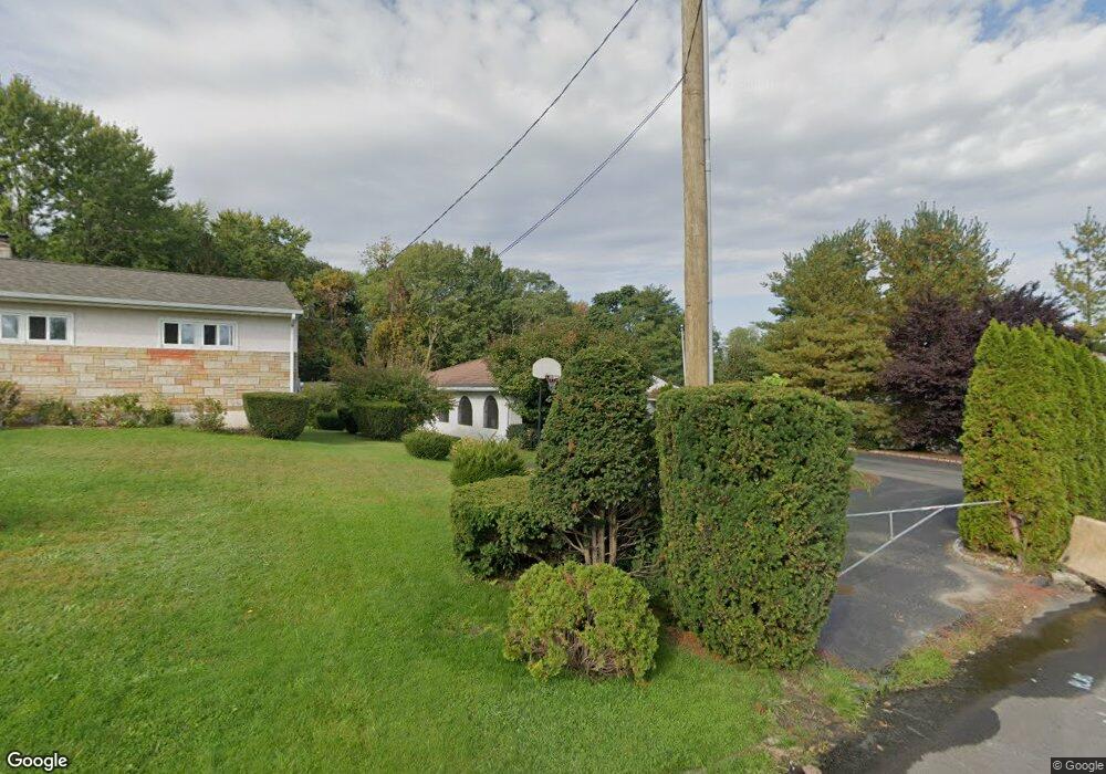 213 Stone St, Moosic, PA 18507 - photo 1