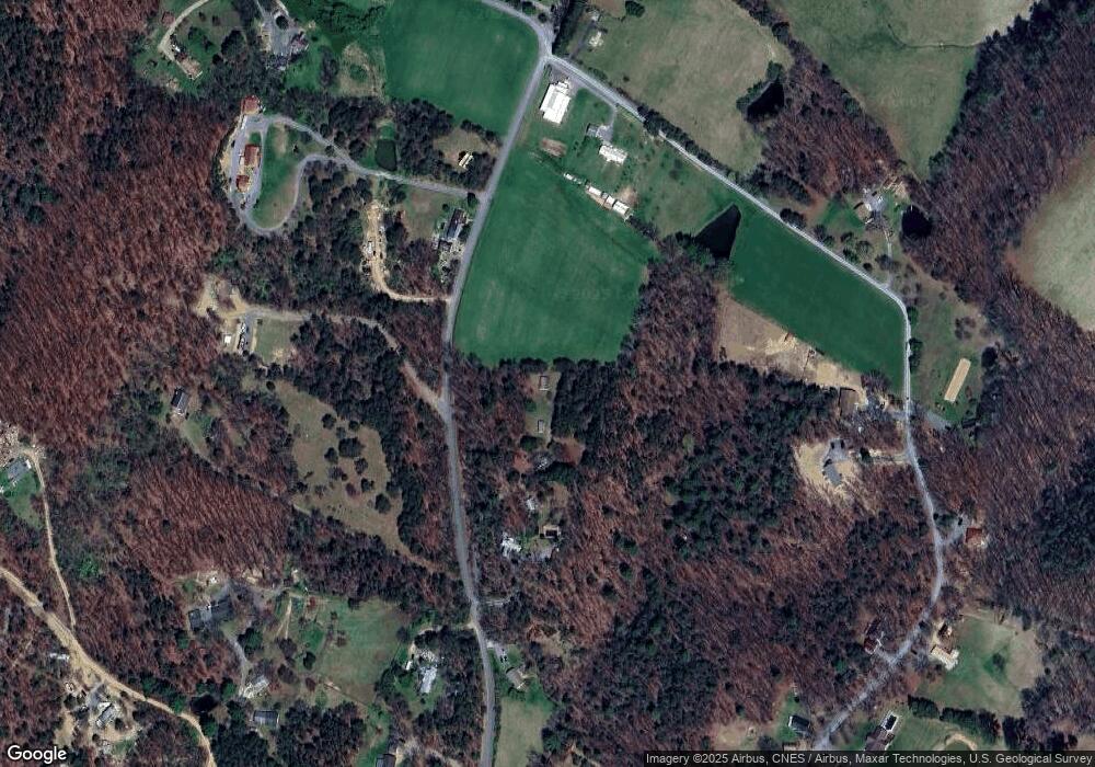 2475 Tabor Rd, Berkeley Springs, WV 25411 - photo 1