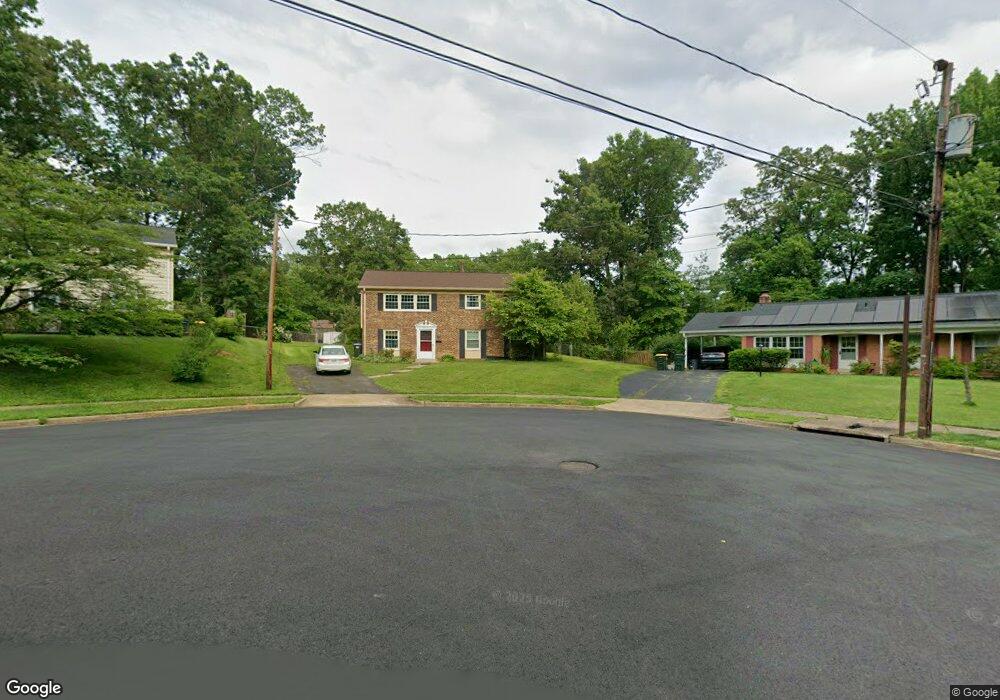 4415 Westfield Dr, Fairfax, VA 22032 - photo 1