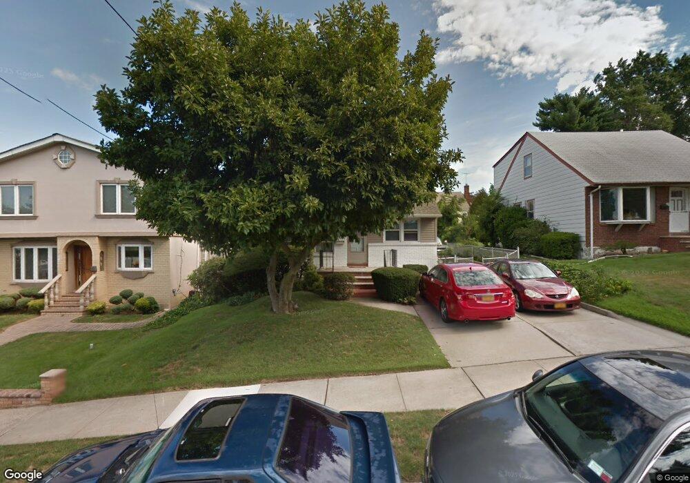 14509 18th Ave, Whitestone, NY 11357 - photo 1