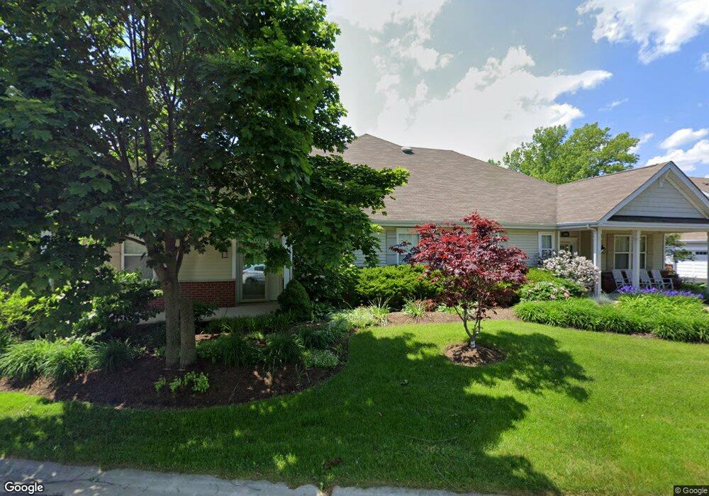 2556 Burnside Way unit 2538, Waukegan, IL 60087 - photo 1