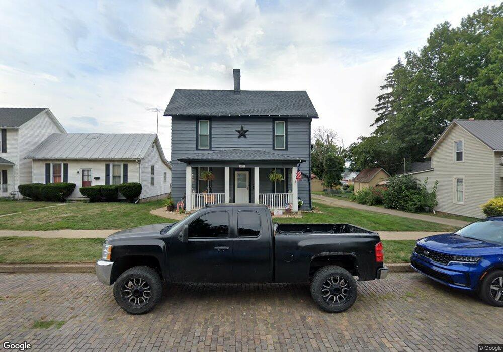 415 E Franklin St, Circleville, OH 43113 - photo 1