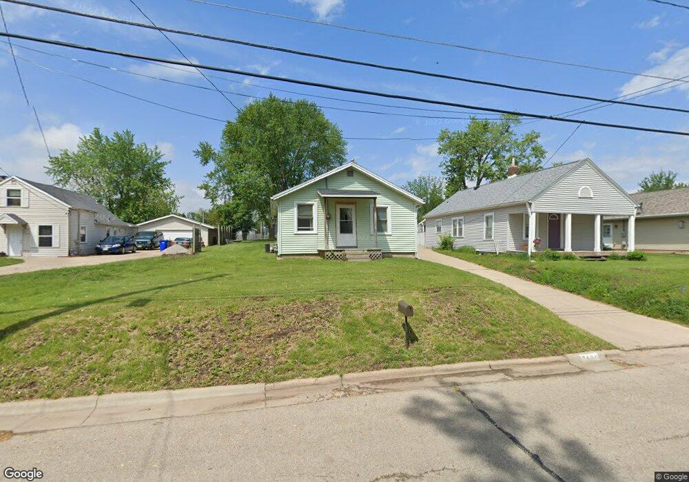 2436 Fruitland Blvd SW, Cedar Rapids, IA 52404 - photo 1