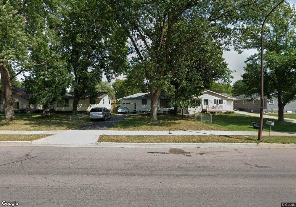 812 N Garden St, New Ulm, MN 56073 - photo 1