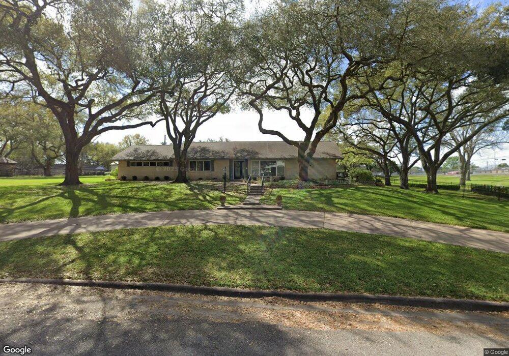 515 Jane St, East Bernard, TX 77435 - photo 1