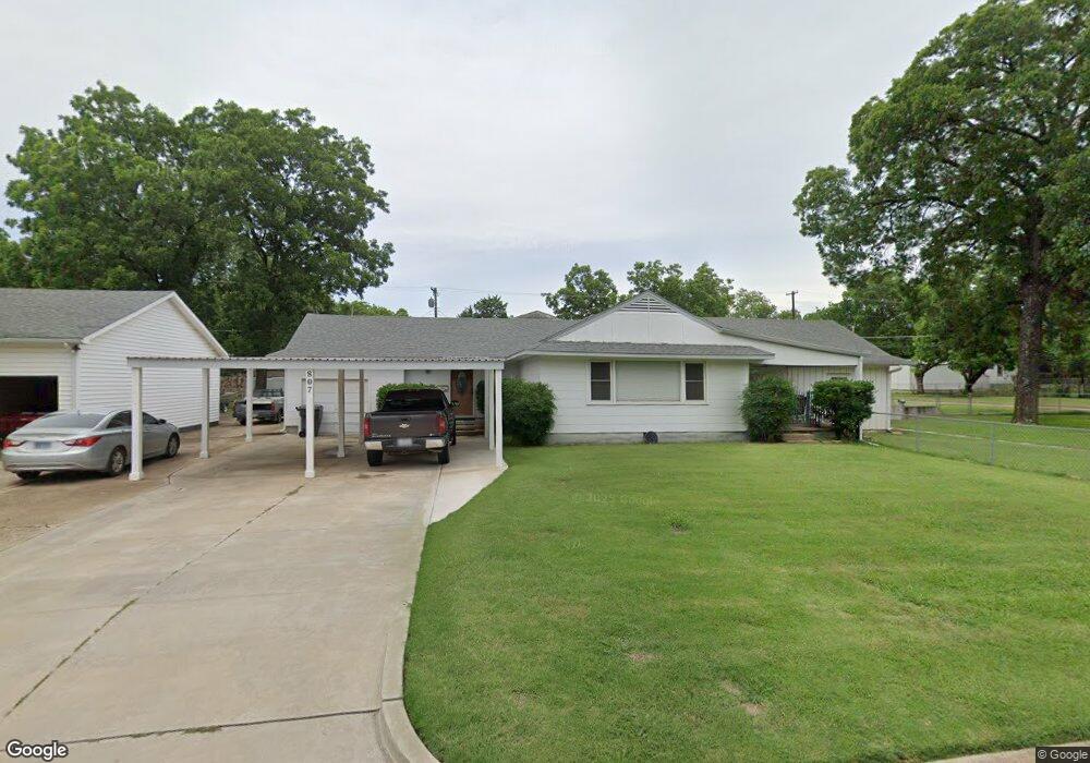 807 10th Ave NW, Ardmore, OK 73401 - photo 1