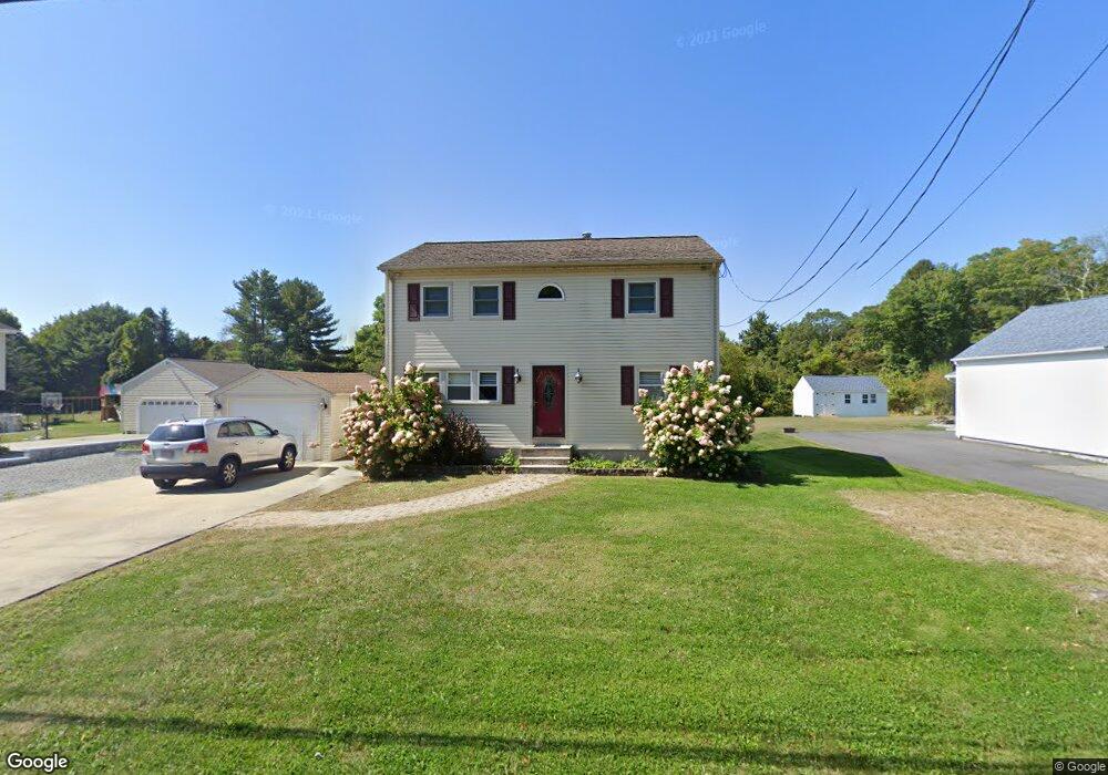 194 Sharps Lot Rd, Swansea, MA 02777 - photo 1