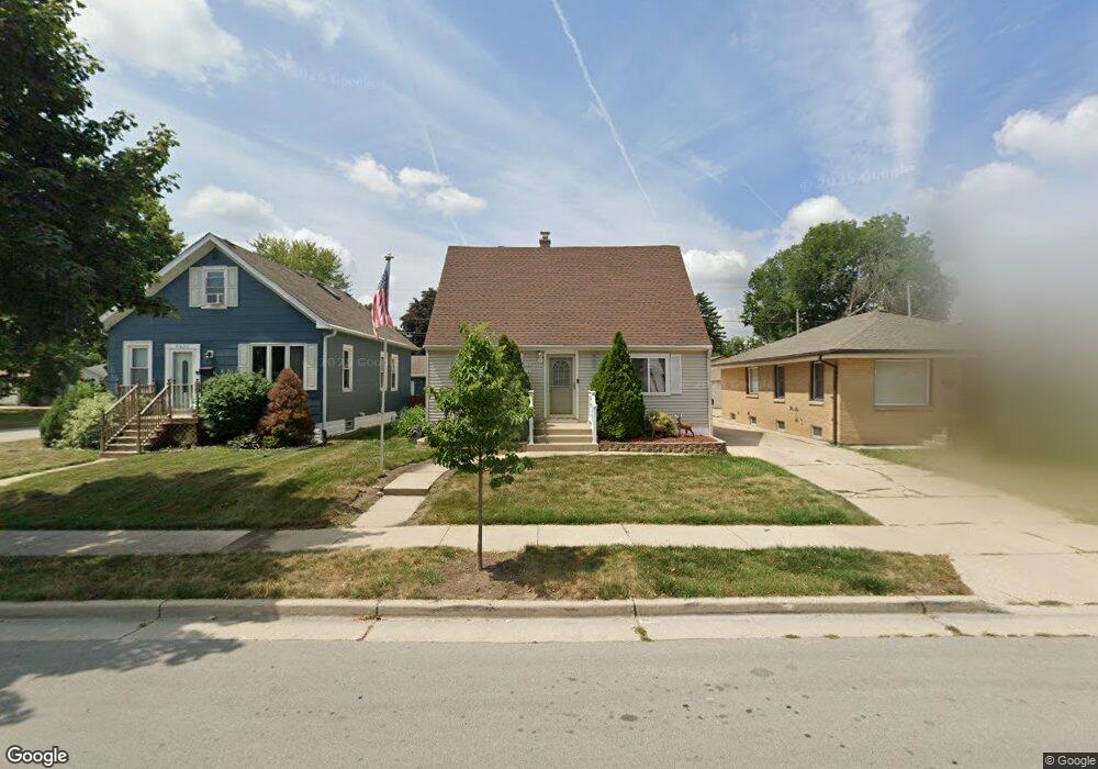 4607 N 127th St unit 9, Butler, WI 53007 - photo 1