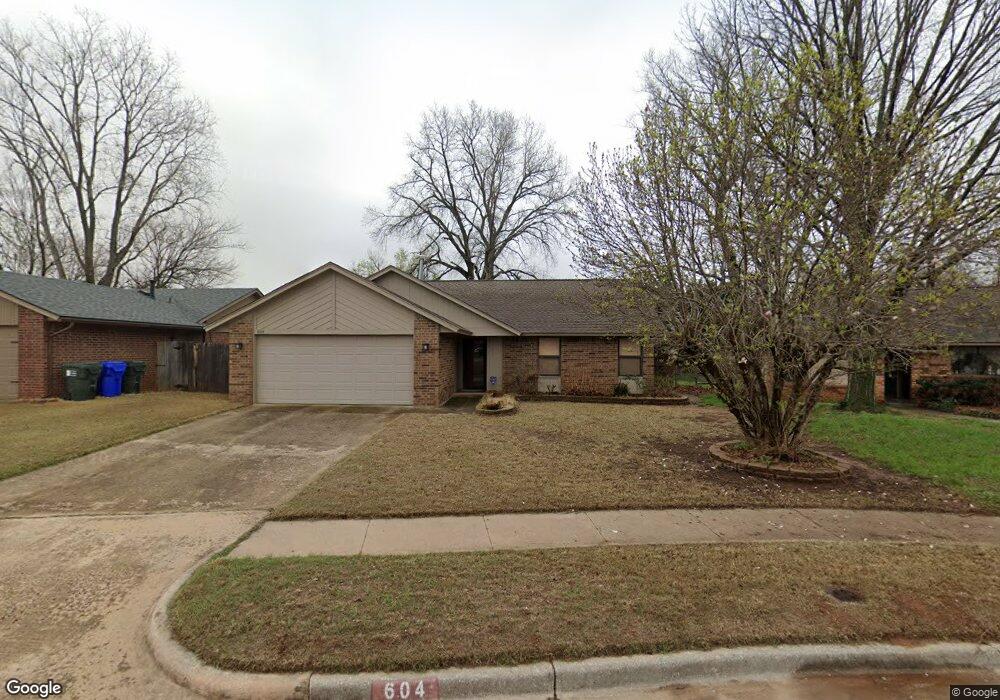 604 Black Hawk Dr, Norman, OK 73072 - photo 1