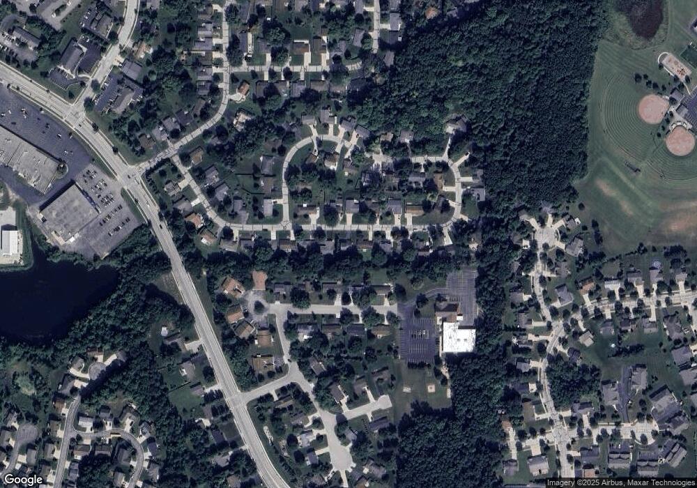 613 Highview Dr, Slinger, WI 53086 - photo 1