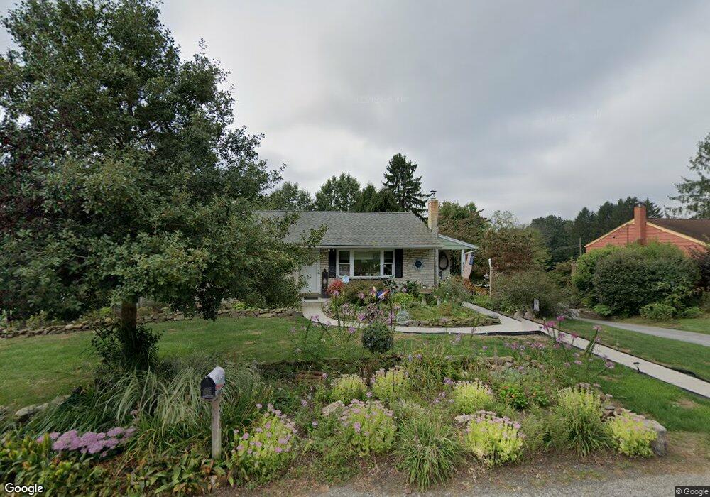 1530 Franklin Dr, Pottstown, PA 19465 - photo 1