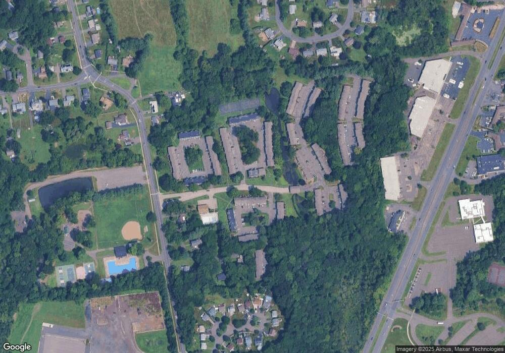 158 Churchill Dr, Newington, CT 06111 - photo 1