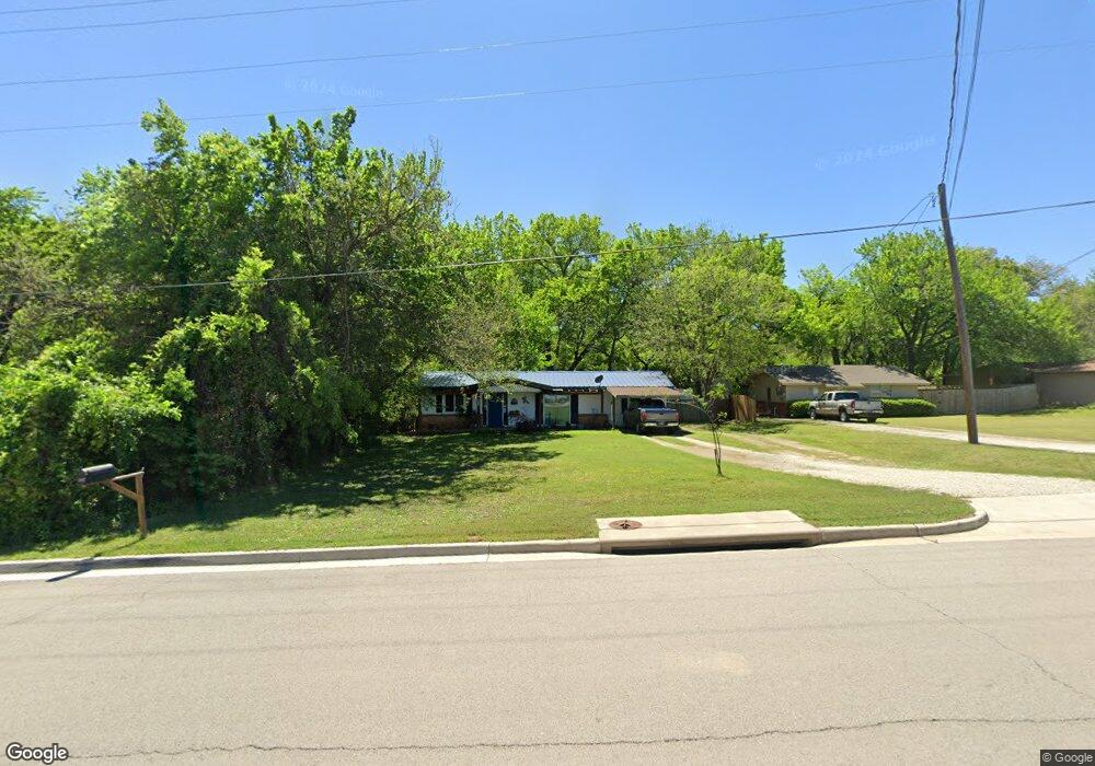 1317 Vine St, Weatherford, TX 76086 - photo 1