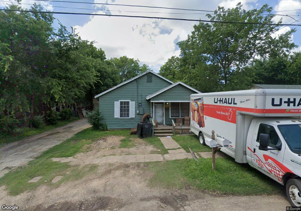 1311 Joslin St, Cleburne, TX 76033 - photo 1