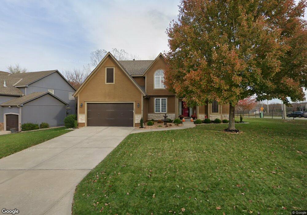 4633 Anderson St, Shawnee, KS 66226 - photo 1