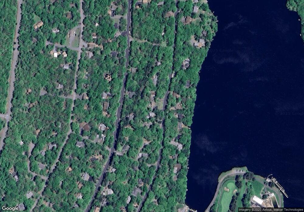 124 Water View Dr, Hawley, PA 18428 - photo 1