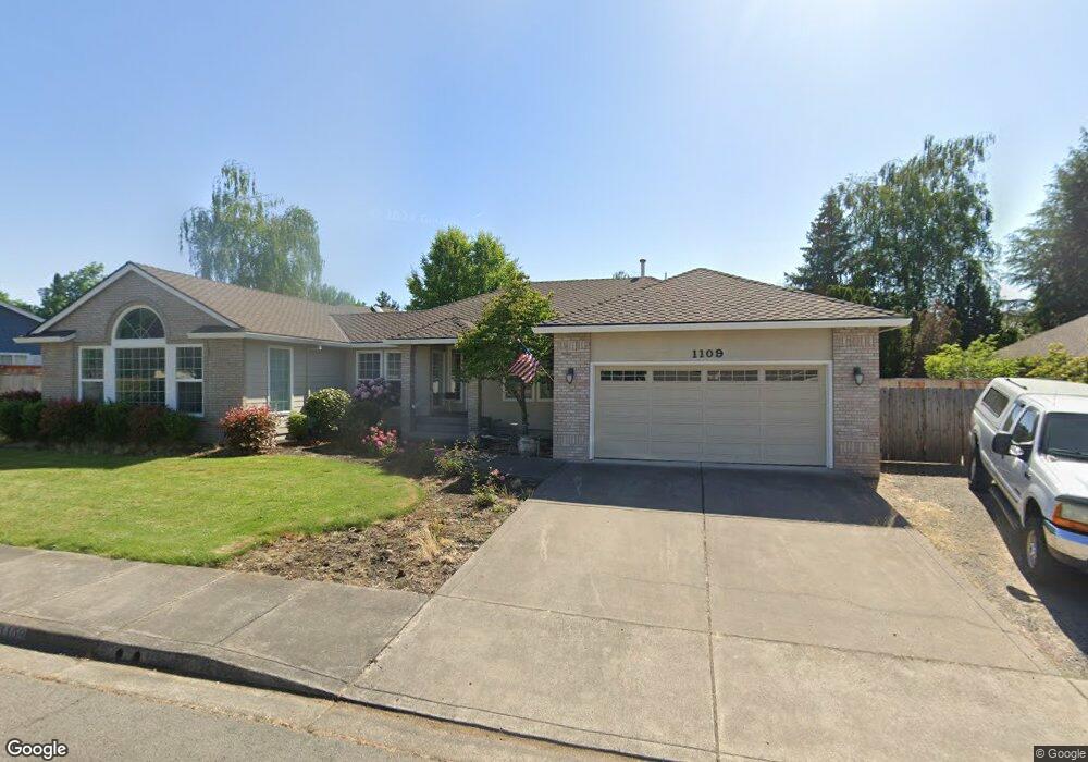 1109 Riverrock Way, Medford, OR 97504 - photo 1