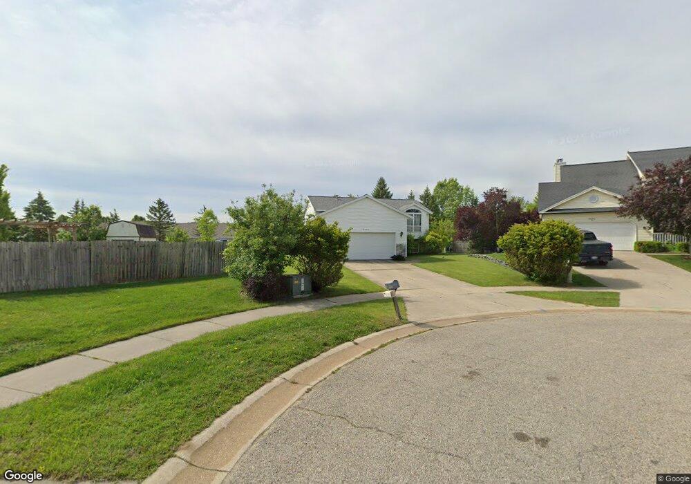 5438 Golfcrest Ct SW, Wyoming, MI 49509 - photo 1