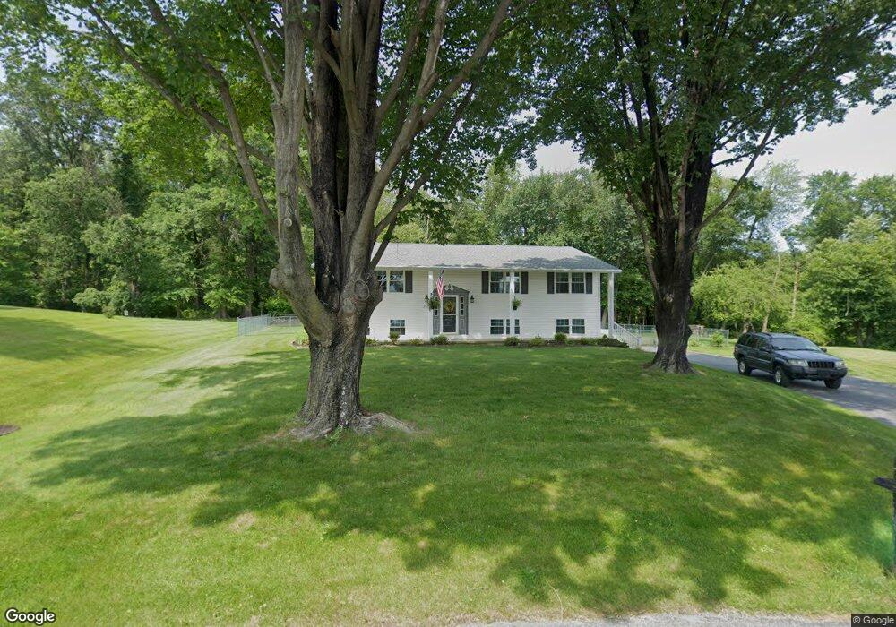 568 Wile Cir, Fayetteville, PA 17222 - photo 1