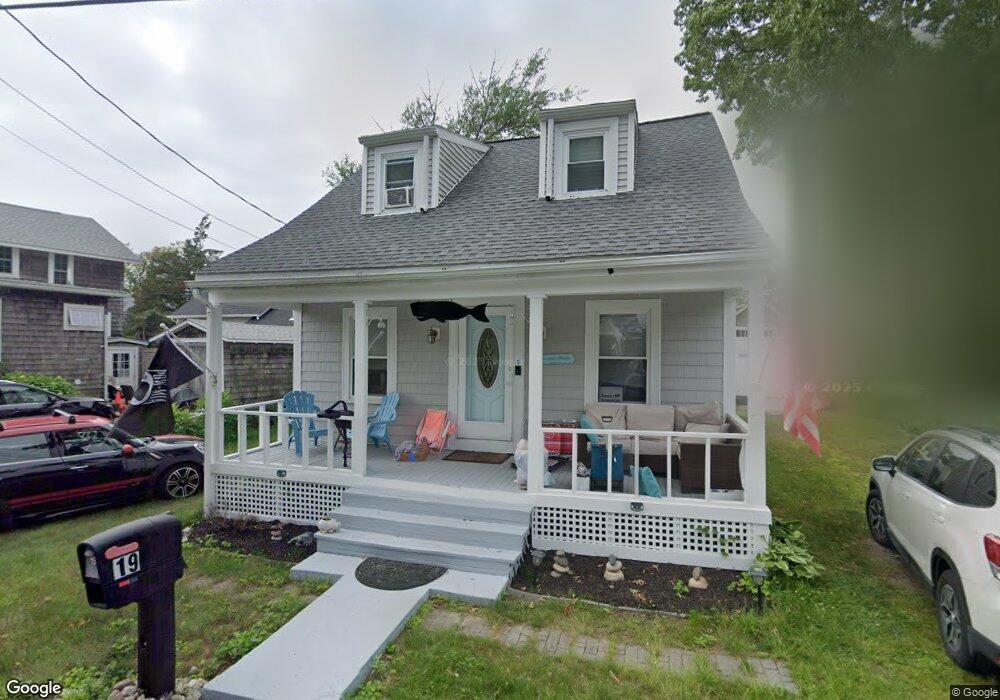 23 Mason St, Buzzards Bay, MA 02532 - photo 1