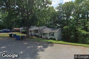 323 6th Ave SW, Hickory, NC 28602